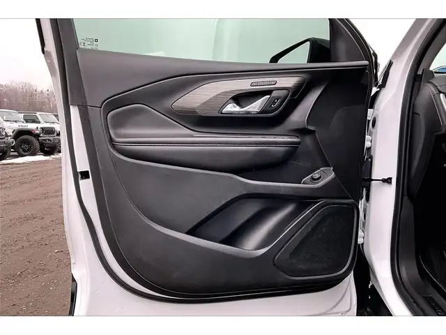 2023 GMC Terrain SLT Elevation | Heated Leather | Panoroof | AWD - Photo 18