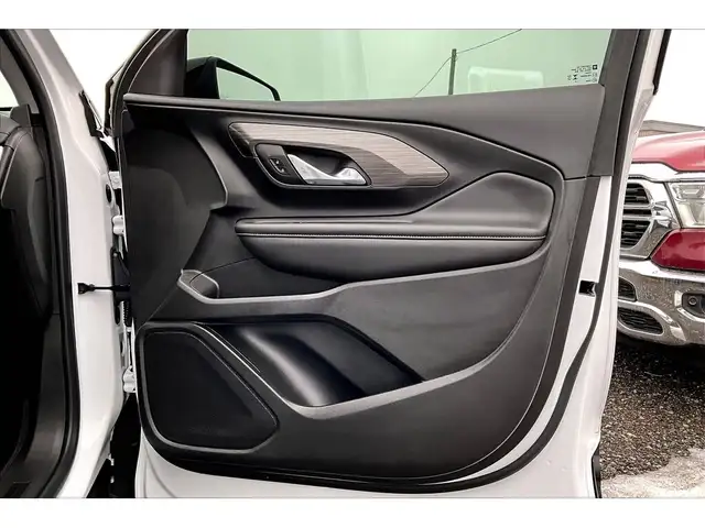 2023 GMC Terrain SLT Elevation | Heated Leather | Panoroof | AWD - Photo 19