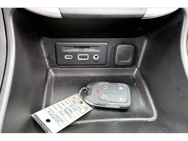 2023 GMC Terrain SLT Elevation | Heated Leather | Panoroof | AWD - Photo 24