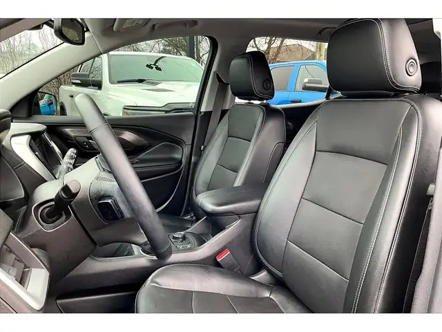 2023 GMC Terrain SLT Elevation | Heated Leather | Panoroof | AWD - Photo 25