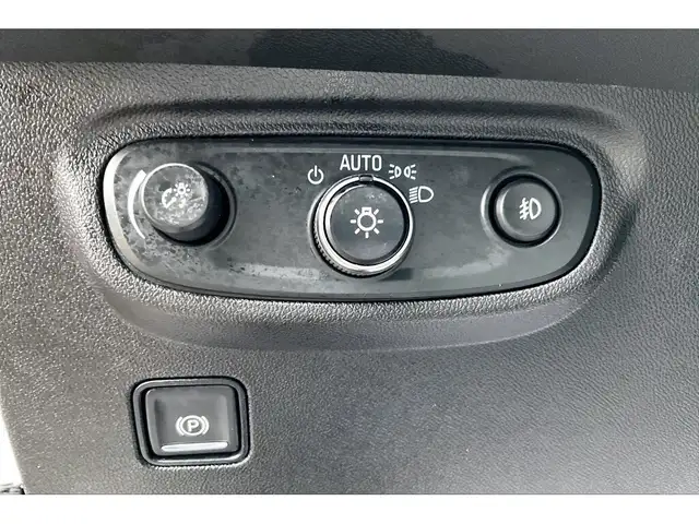 2023 GMC Terrain SLT Elevation | Heated Leather | Panoroof | AWD - Photo 32