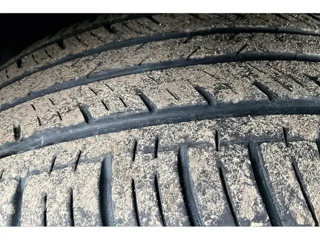 2023 GMC Terrain SLT Elevation | Heated Leather | Panoroof | AWD - Photo 35