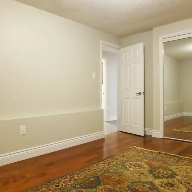 Spacious west-end ground-level registered unit. - Photo 8