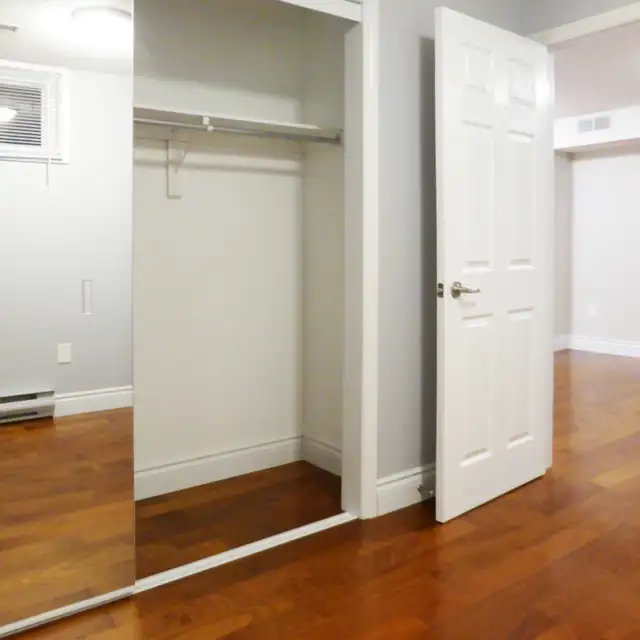 Spacious west-end ground-level registered unit. - Photo 12