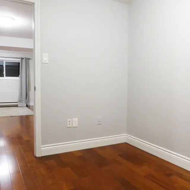 Spacious west-end ground-level registered unit. - Photo 13