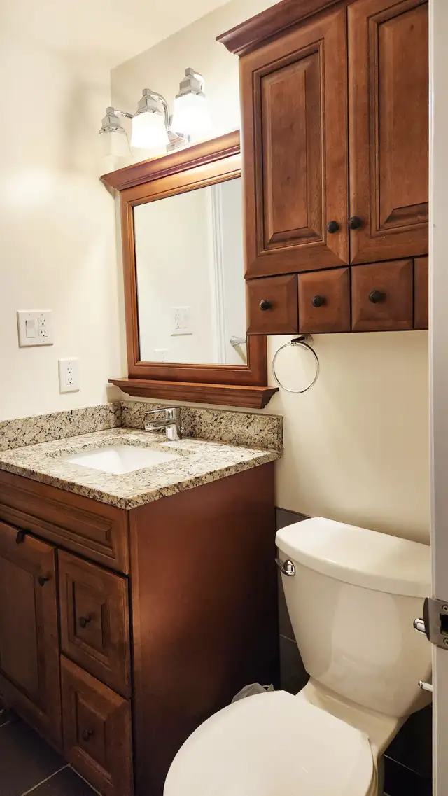 Spacious west-end ground-level registered unit. - Photo 19