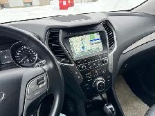 Clean and pristine 2017 Sante Fe Sport. - Photo 9