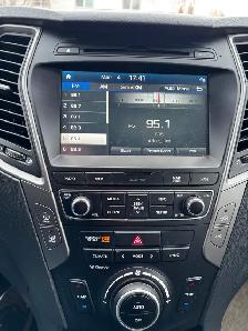 Clean and pristine 2017 Sante Fe Sport. - Photo 10