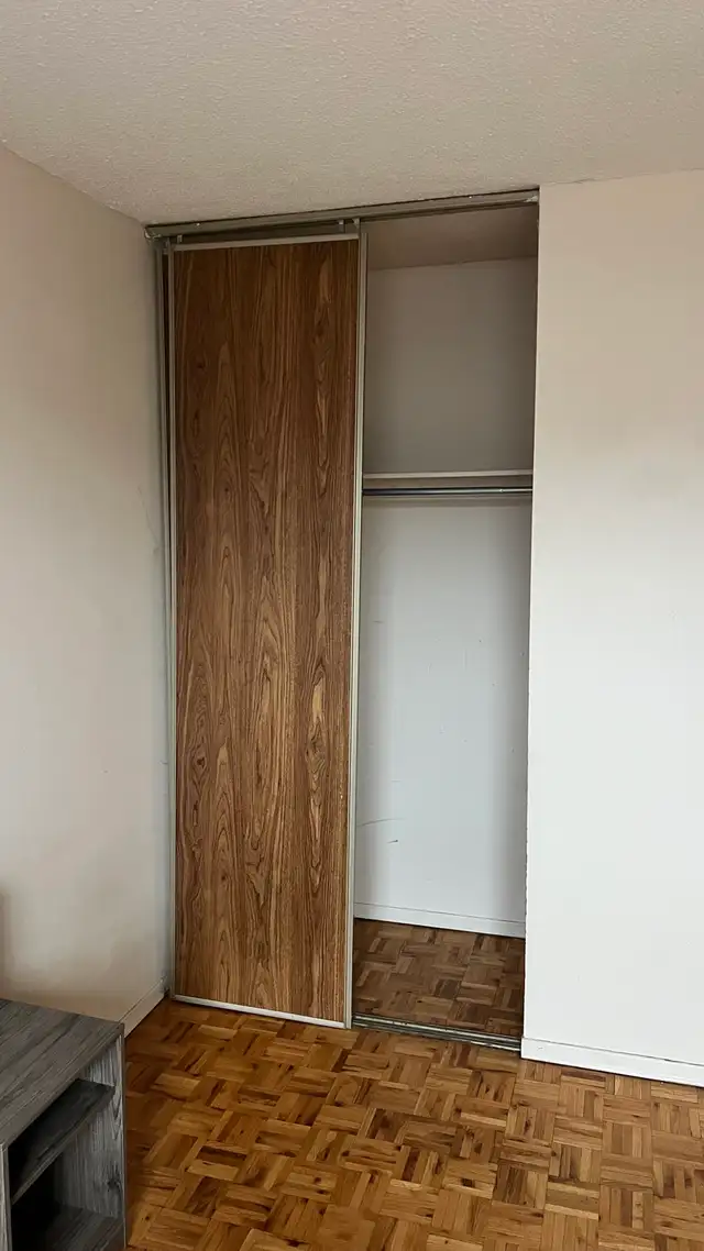 private room in the downtown - Photo 2