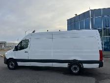 2023 Mercedes-Benz Sprinter Van CARGO 170WB - Photo 9
