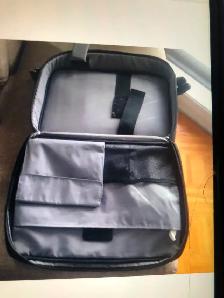 SAC MANCINI POUR DOCUMENT ET LAPTOP, PEU UTILISE - Photo 3