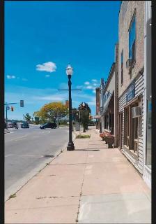 1,200 TWOBEDROOM APTS - Photo 5