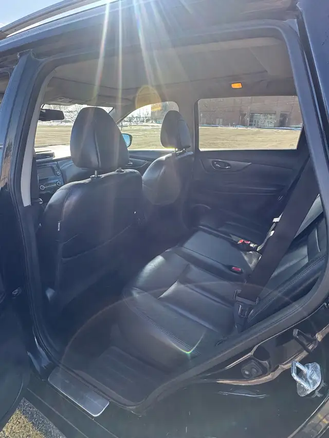 2015 Nissan Pathfinder SL - Photo 8