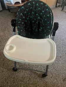 3 Baby high chairs for free