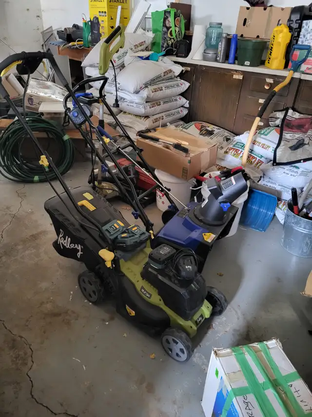 Moving sale in Coutts, now until April 14th. - Photo 3