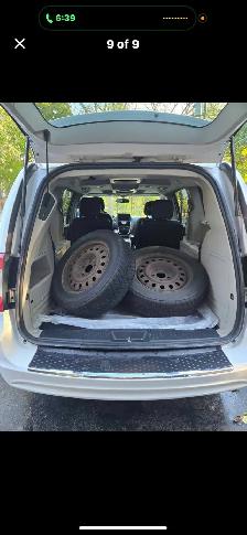 2015 Chrysler Town & Country - Photo 10