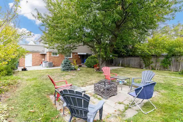 Studio Basement Apartment in Applewood Heights - Mississauga - Photo 12