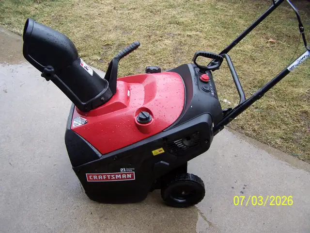CRAFTSMAN SNOW BLOWER - Photo 3