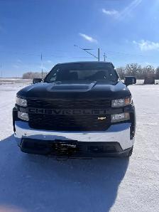 2019 Chevy Silverado - Photo 4