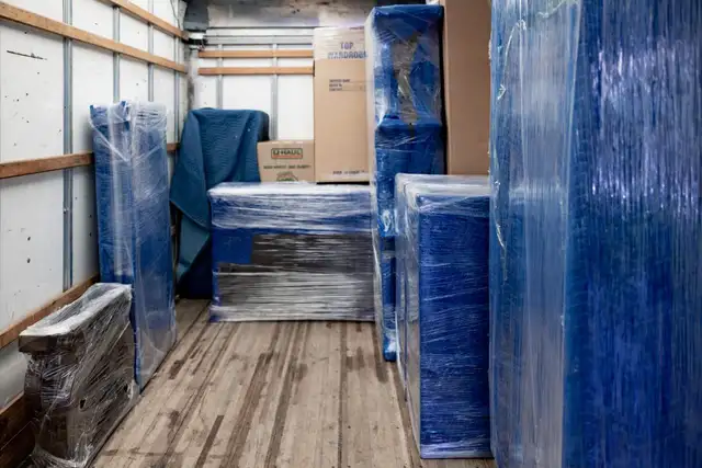 Affordable‼️Professional moving service☎️(437)-992-0585