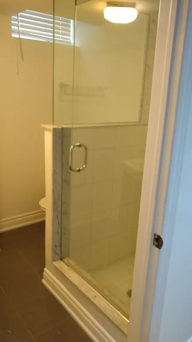 BASEMENT ONE BEDROOM APARTMENT IN BRAMPTON - Photo 7