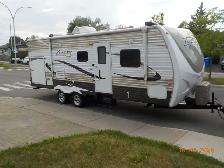 Roulotte ZINGER de Crossroad 25RB 2014