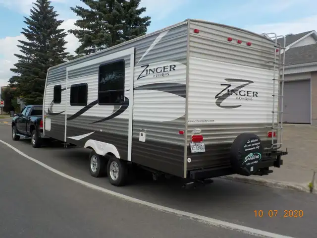 Roulotte ZINGER de Crossroad 25RB 2014 - Photo 2