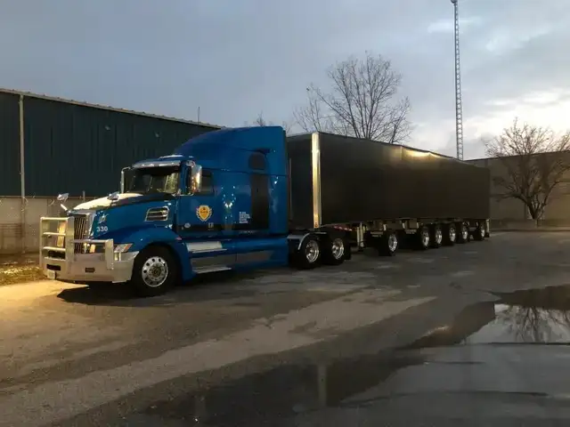 HIRING AZ DRIVERS AND OWNER OPERATORS - Photo 10