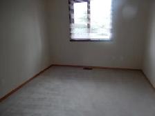 Bright and Beautiful 4-Bedroom   Office Single House for Rent - Photo 7