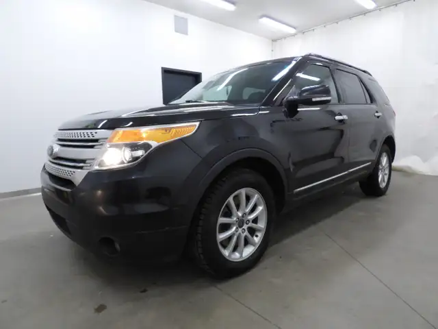 2015 FORD EXPLORER XLT 4WD, 7 PASSAGERS, CAMÉRA, TOUT ÉQUIPÉ!!