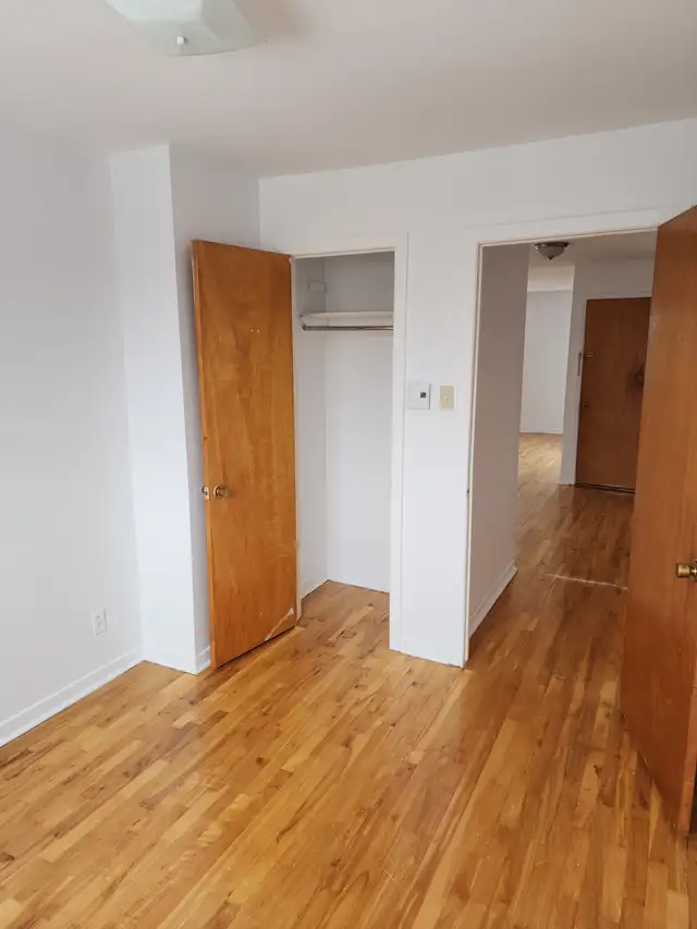 5 1/2 à lasalle fraîchement peint - Photo 9