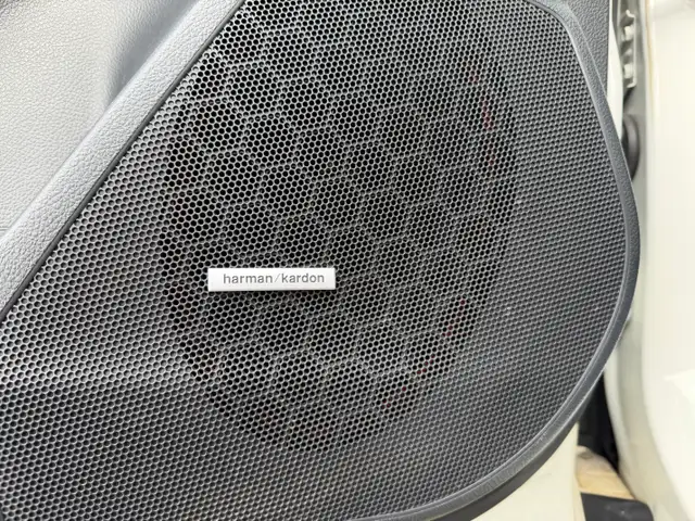 2016 Subaru Forester| Low Mileage | All Wheel Drive | - Photo 11