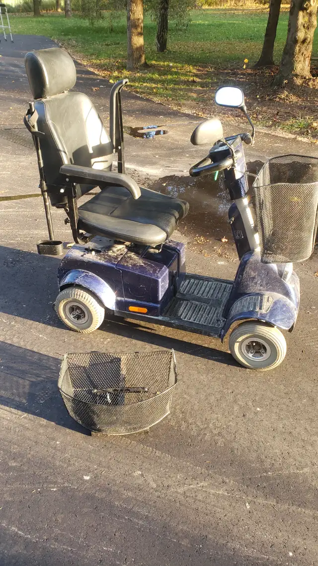 Fortress 1700 DT Series 4 Wheel Mobility Scooters - Photo 3