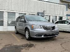2014 Chrysler Town & Country| Power Sliding Door | Clean Car | - Photo 3