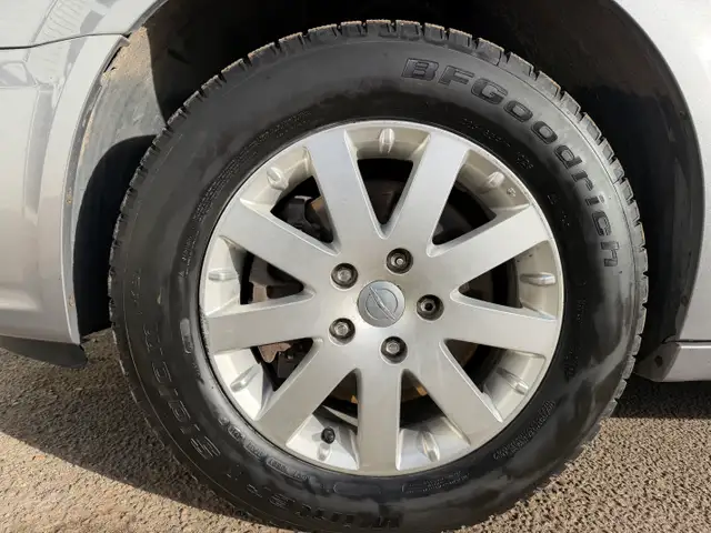 2014 Chrysler Town & Country| Power Sliding Door | Clean Car | - Photo 24