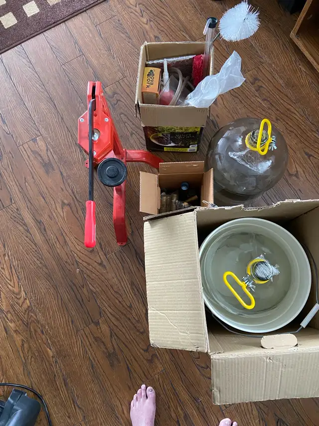 Wine making equipment - Photo 2