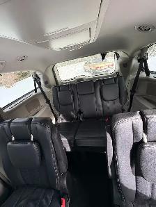 2014 Chrysler Town & Country Touring Minivan - Photo 9