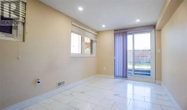 Walkout 1 Bed Basement Apartment Near FALLS, Ensuite Laundry - Photo 5