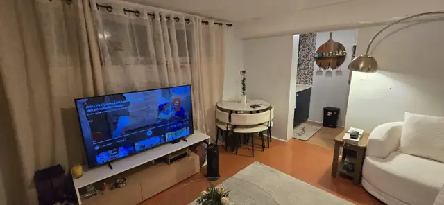 One bedroom basement apartment - Photo 2