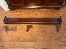 BEAUTIFUL BOMBAY HEIRLOOM SOLID WOOD GALLERY PLATE RAIL SHELF