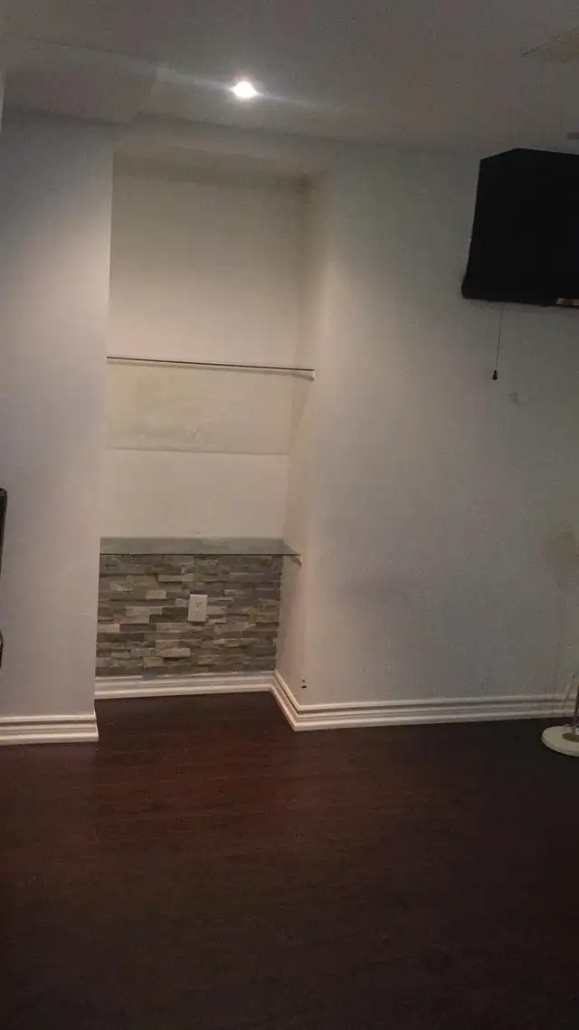 2 bed 1 Bath Legal Basement - $1800 - Photo 7