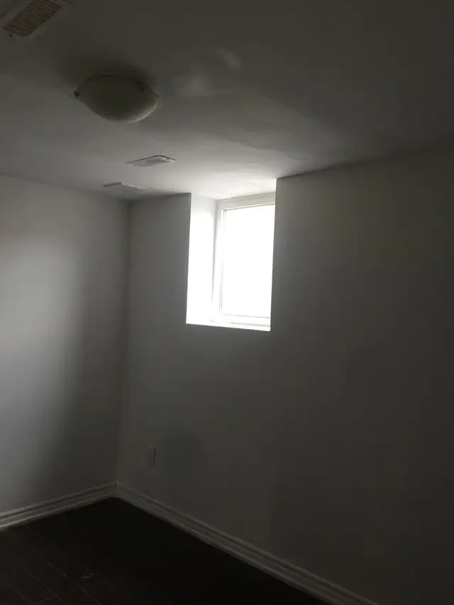 2 bed 1 Bath Legal Basement - $1800 - Photo 10