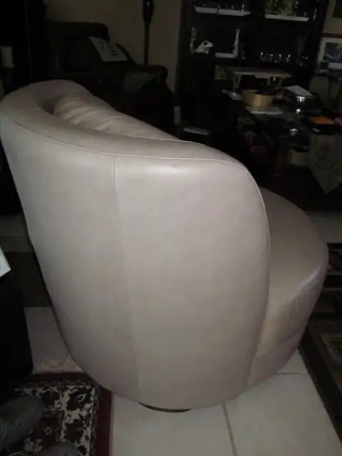 Leather Chair - Photo 5