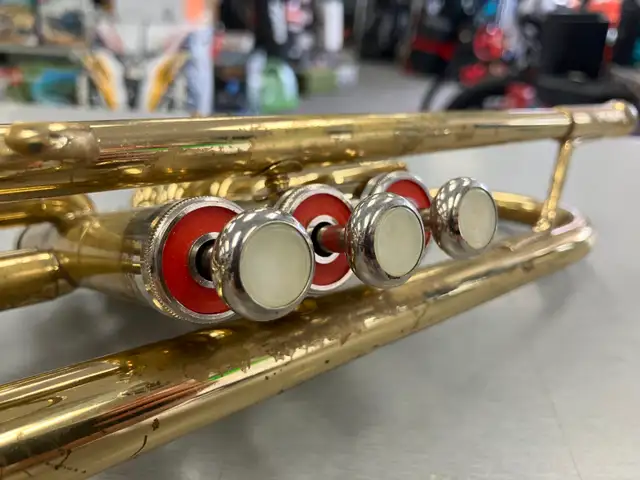 Andre Bardot Trumpet with Case - Photo 2