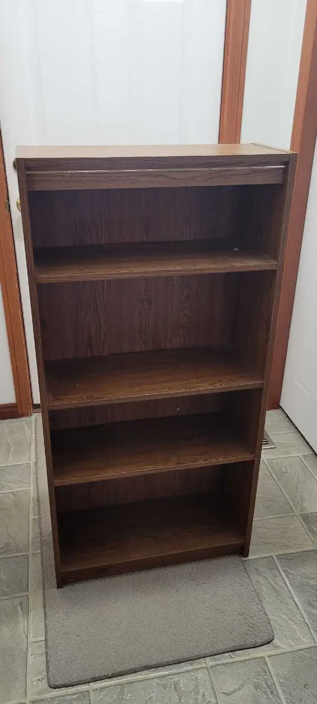 Bookshelf Free