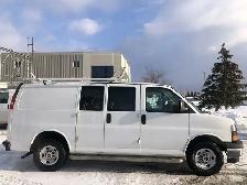 2018 GMC Savana - Photo 2