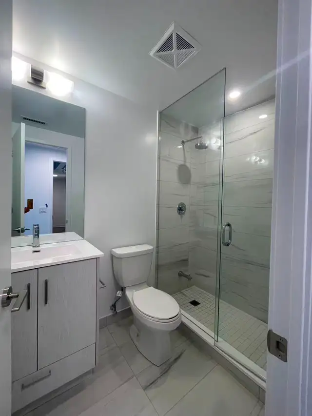 New condo 2 bedroom 2bathroom near Union Station rent by owner - Photo 5