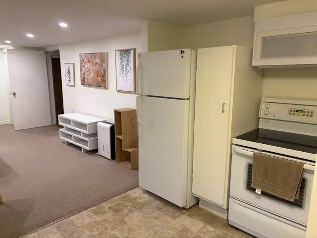 1 bedroom apartment - all inclusive- across from beach & trails - Photo 3