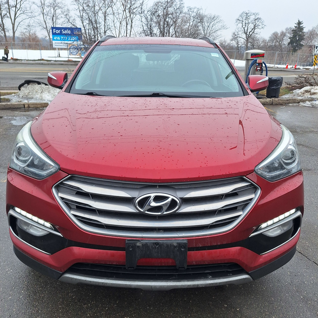 2017 Hyundai Santa Fe Sport Premium  2.4l 4cyl, 23 service recor - Photo 13