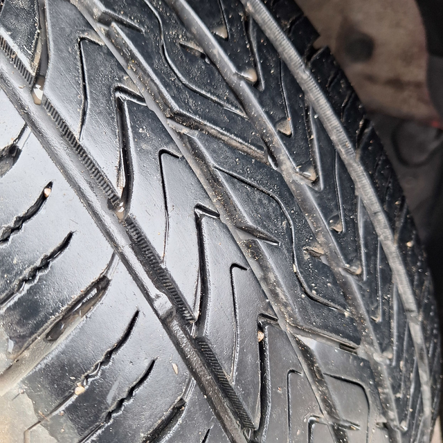 2017 Hyundai Santa Fe Sport Premium  2.4l 4cyl, 23 service recor - Photo 14